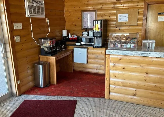 Love Hotels Western Holiday By Oyo At Harlan Lake Ne